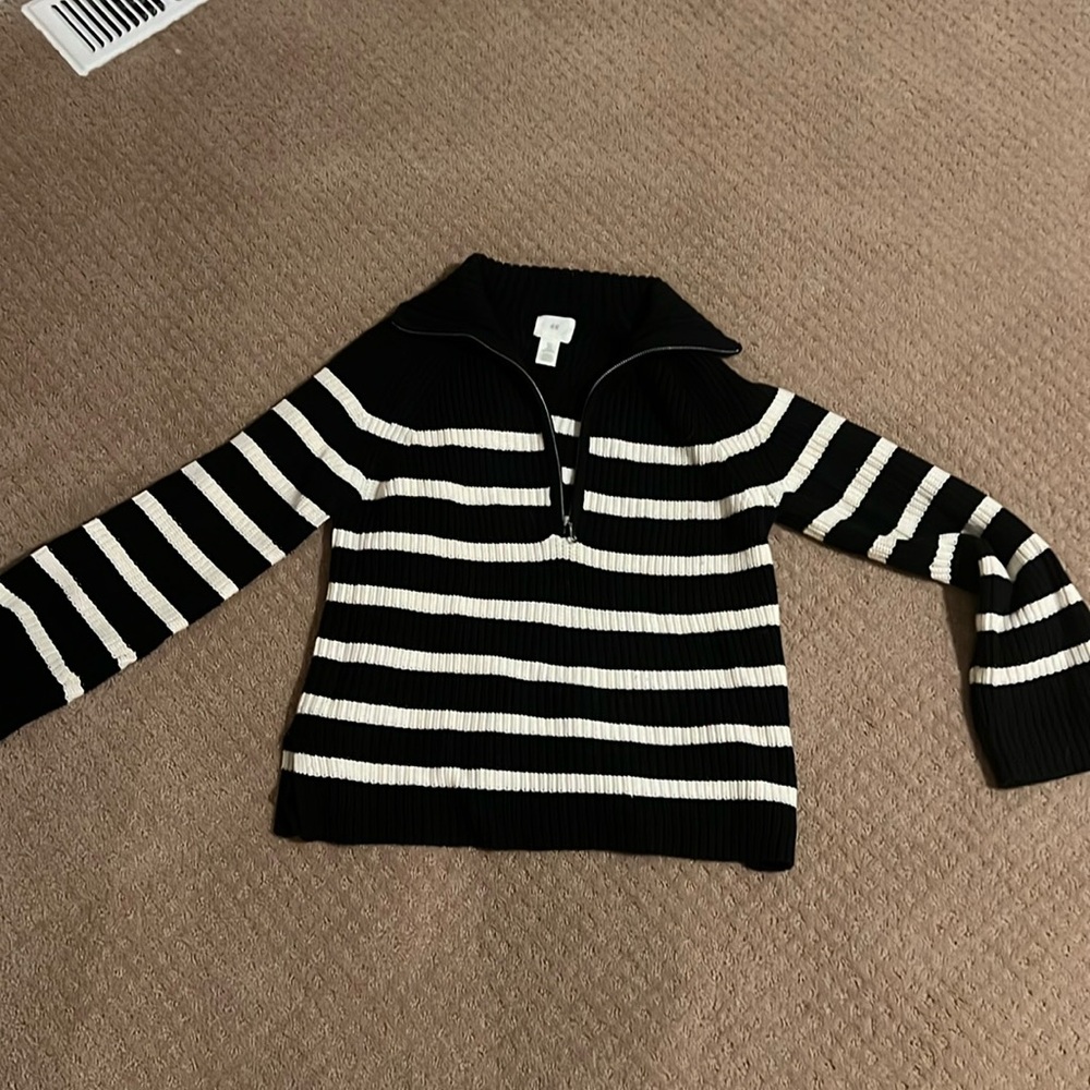 H&M stripped 1/4 zip! Size small